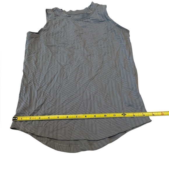 DSG Women’s Movement Tank Blue With Geometric design - Picture 9 of 10